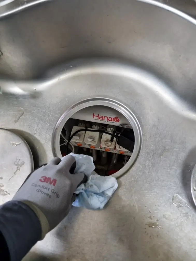싱크대 배수구통 교체 7